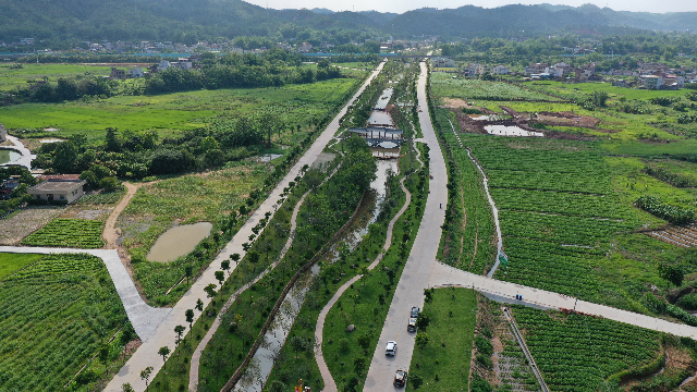 新陂、葉塘“兩鎮(zhèn)五村”鄉(xiāng)村振興連片示范點(diǎn).jpg