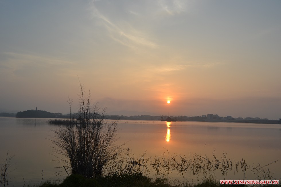合水水庫日出圖.JPG